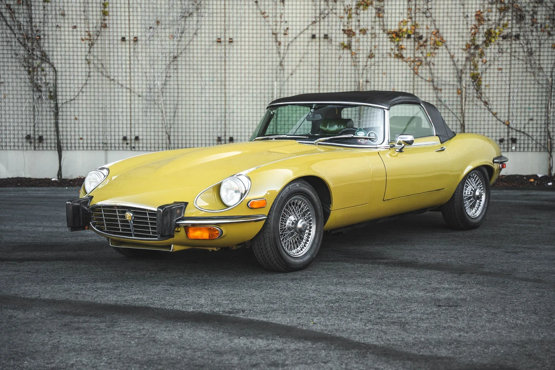 1974 Jaguar E-Type Series 3 V12 - Image 2 of 31