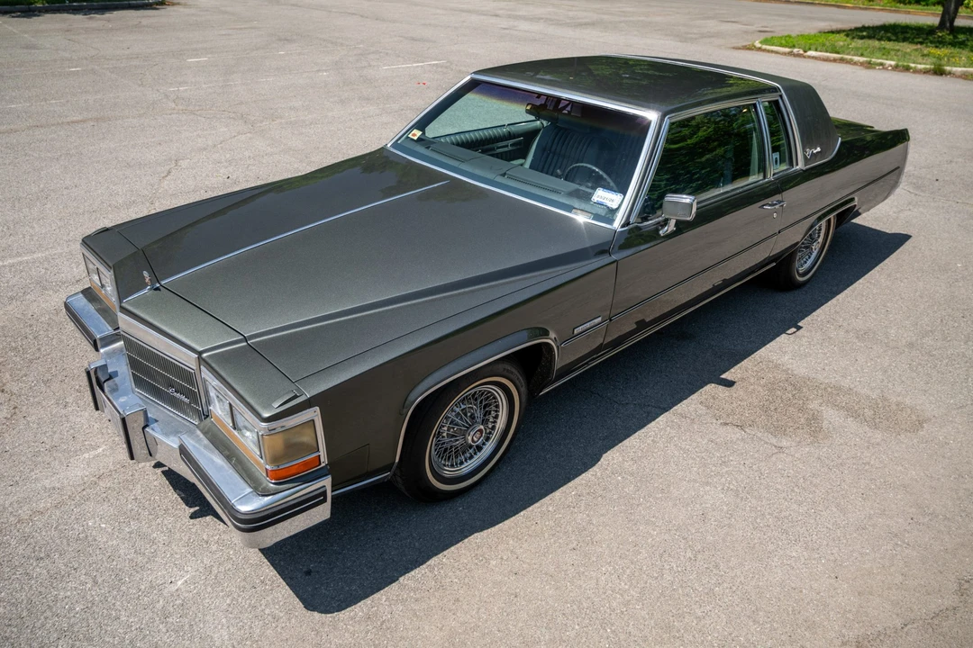 1983 Cadillac DeVille 5th Gen - Image 3 of 31