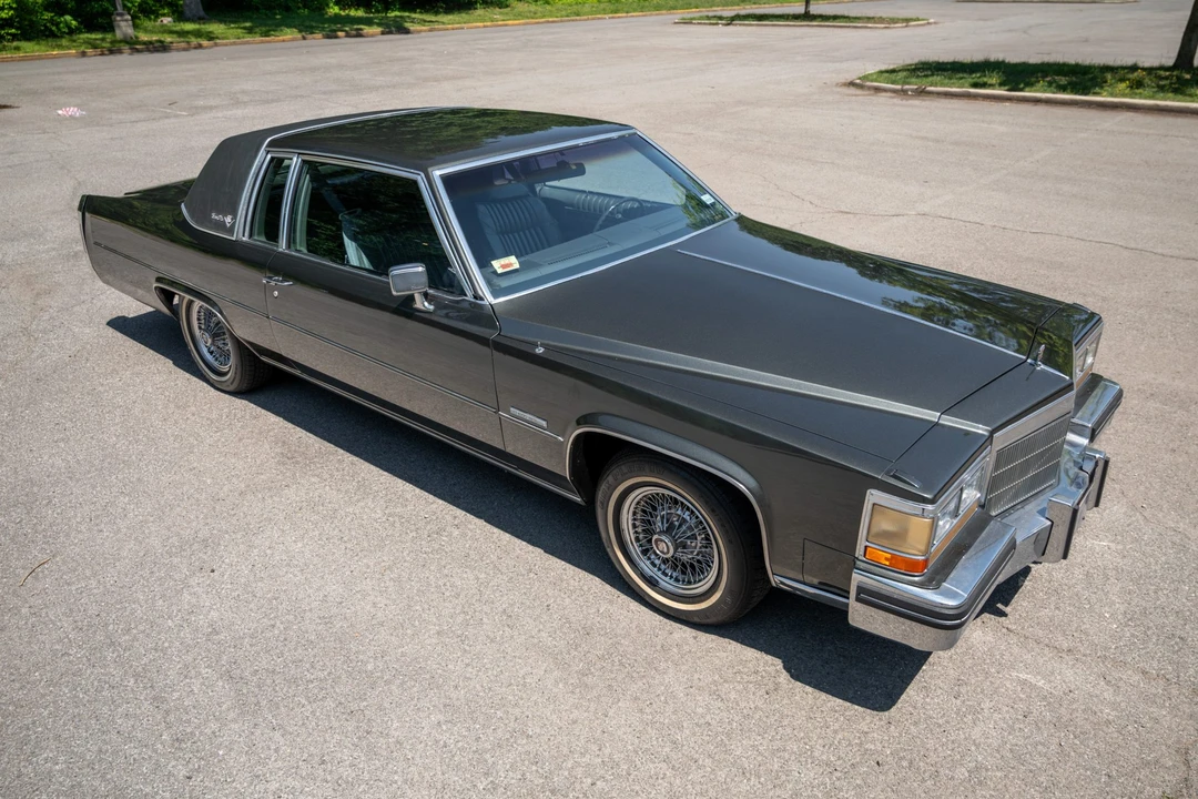 1983 Cadillac DeVille 5th Gen - Image 9 of 31