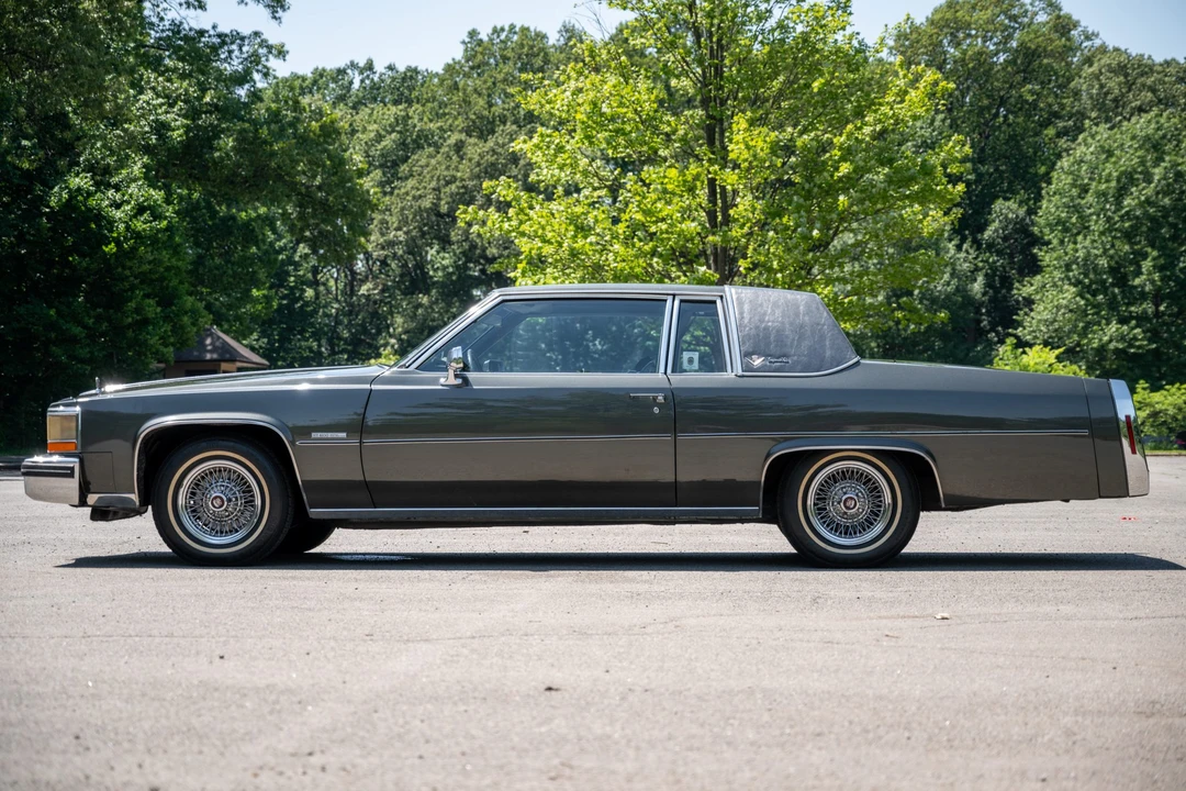 1983 Cadillac DeVille 5th Gen - Image 15 of 31