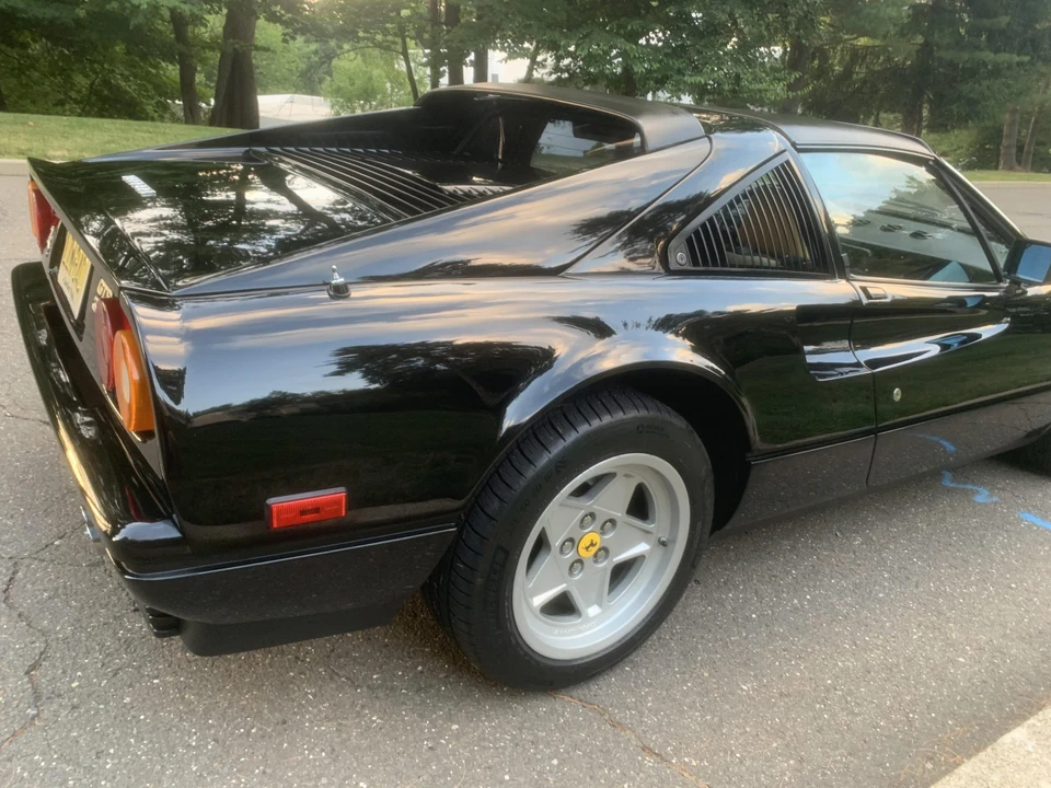 1986 Ferrari 328 GTS - Image 27 of 31