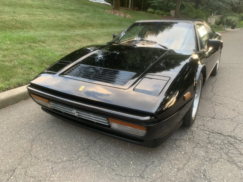 1986 Ferrari 328 GTS - Image 2 of 31