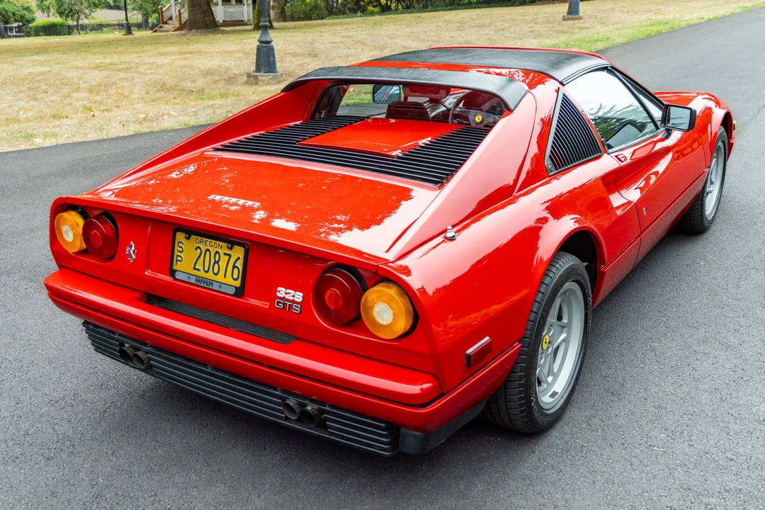 1986 Ferrari 328 GTS - Image 15 of 31