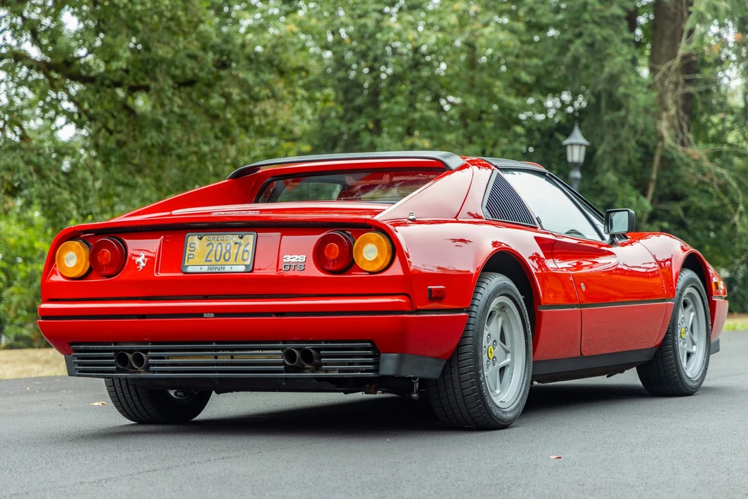 1986 Ferrari 328 GTS - Image 14 of 31