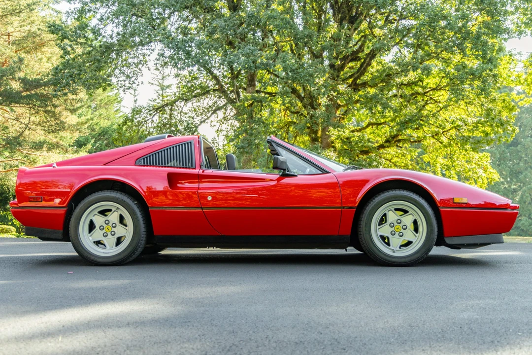 1986 Ferrari 328 GTS - Image 3 of 31