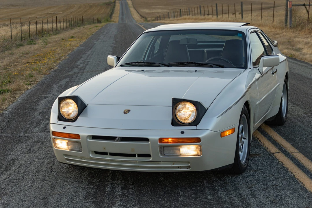 1986 Porsche 944 Turbo - Image 17 of 31