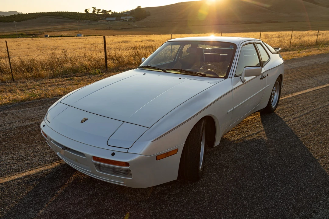 1986 Porsche 944 Turbo - Image 9 of 31