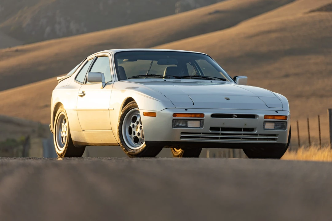 1986 Porsche 944 Turbo - Image 28 of 31