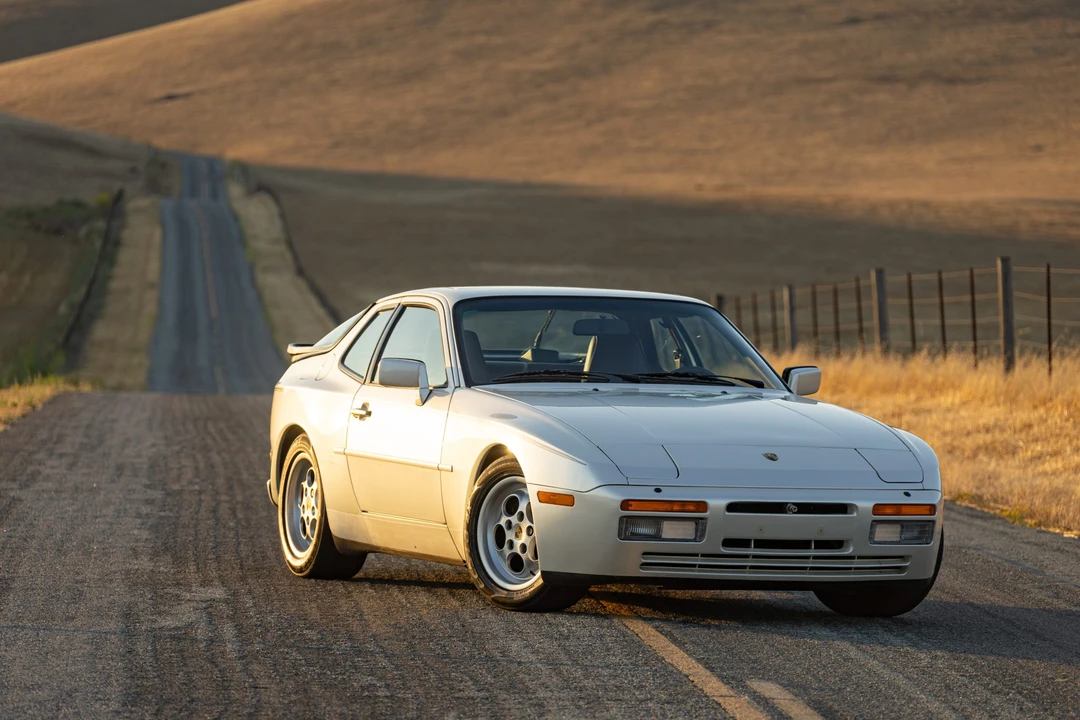 1986 Porsche 944 Turbo - Image 27 of 31