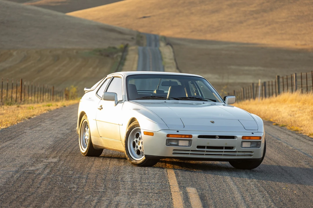1986 Porsche 944 Turbo - Image 23 of 31