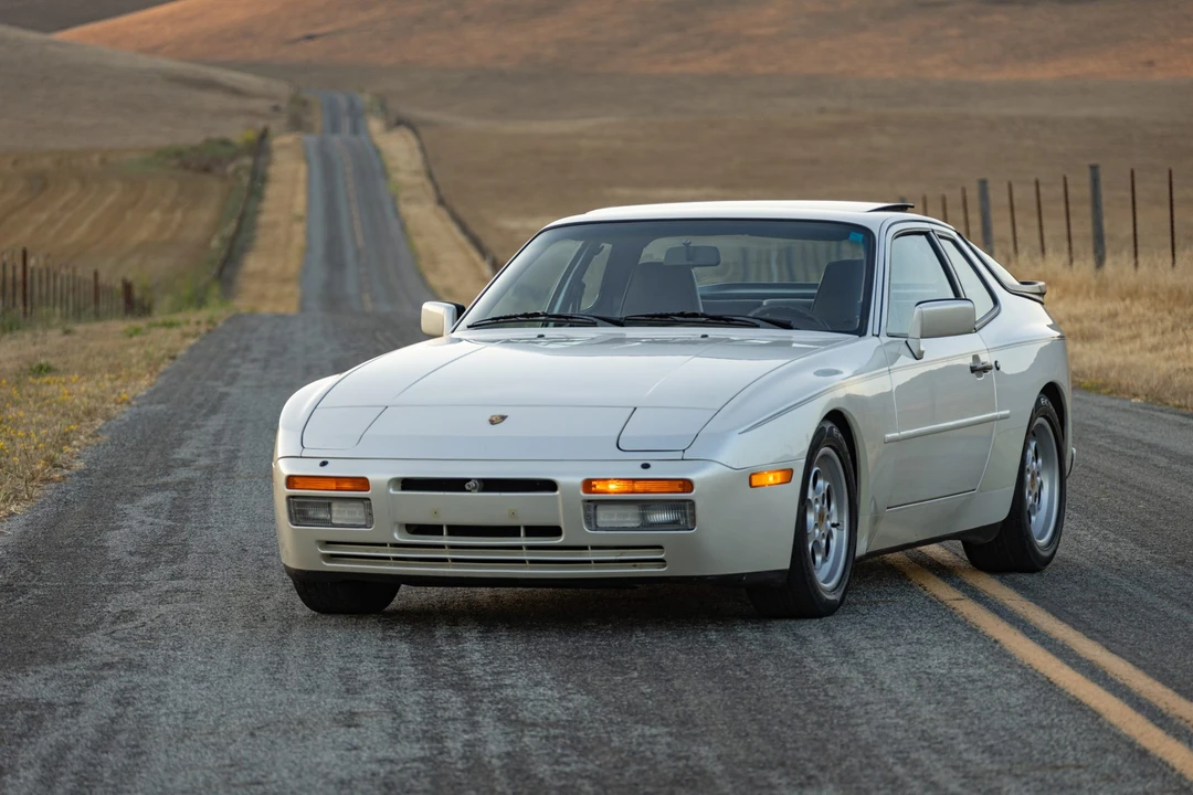 1986 Porsche 944 Turbo - Image 13 of 31