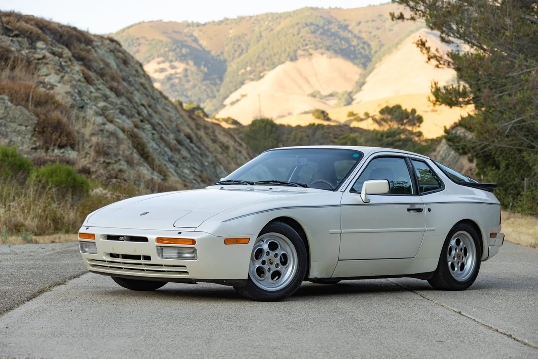 1986 Porsche 944 Turbo - Image 3 of 31
