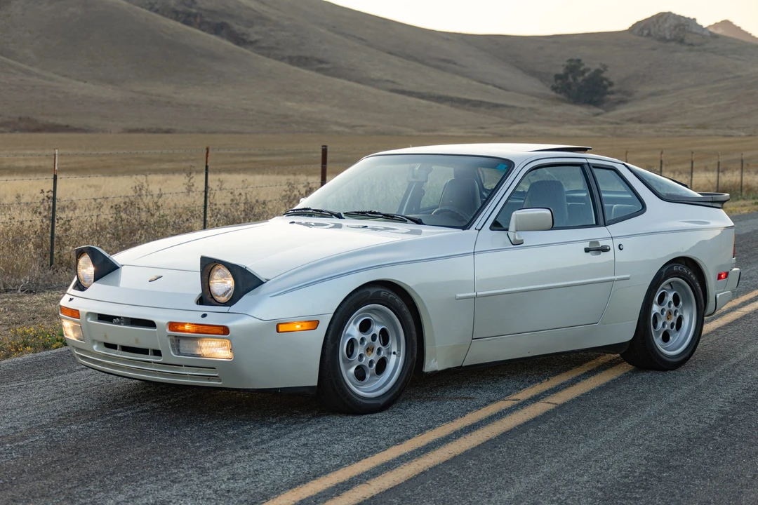 1986 Porsche 944 Turbo - Image 7 of 31