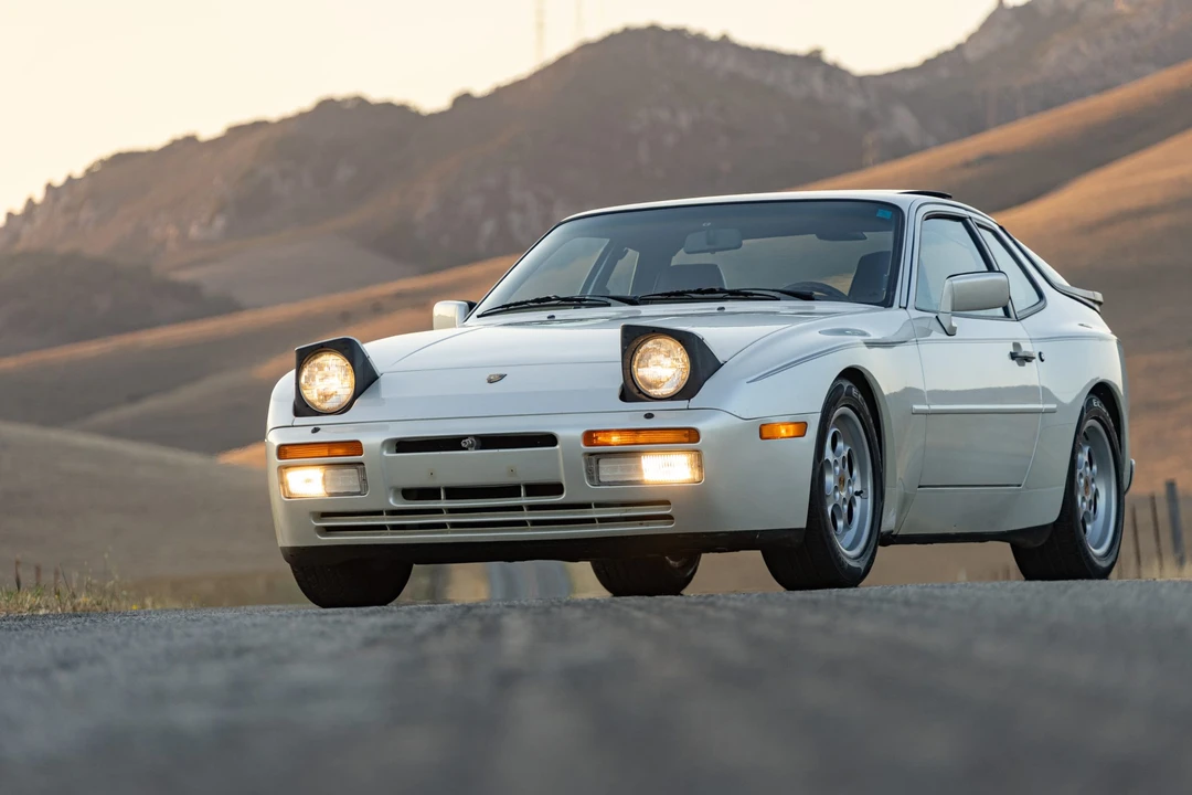 1986 Porsche 944 Turbo - Image 16 of 31