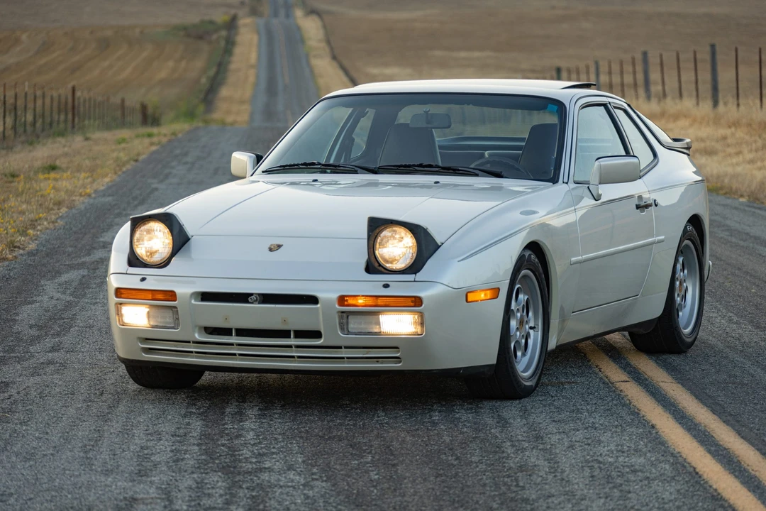 1986 Porsche 944 Turbo - Image 14 of 31