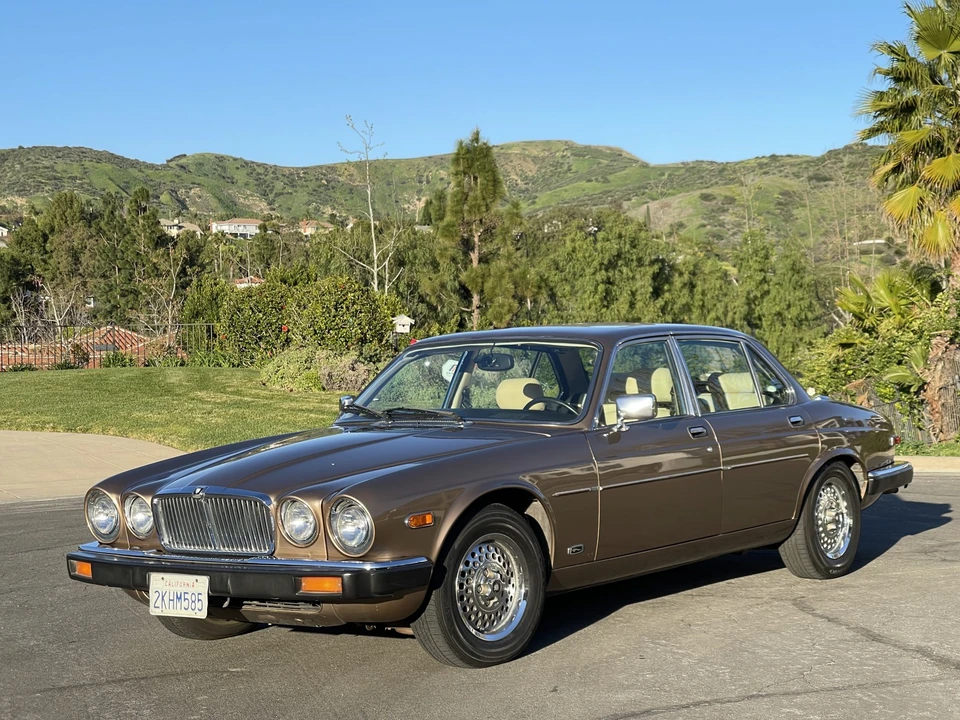 1987 Jaguar XJ Series 3 - Image 12 of 31