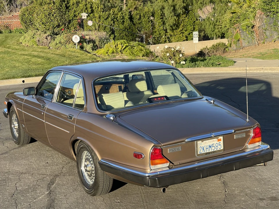 1987 Jaguar XJ Series 3 - Image 27 of 31