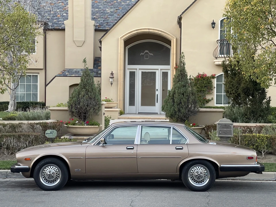 1987 Jaguar XJ Series 3 - Image 17 of 31