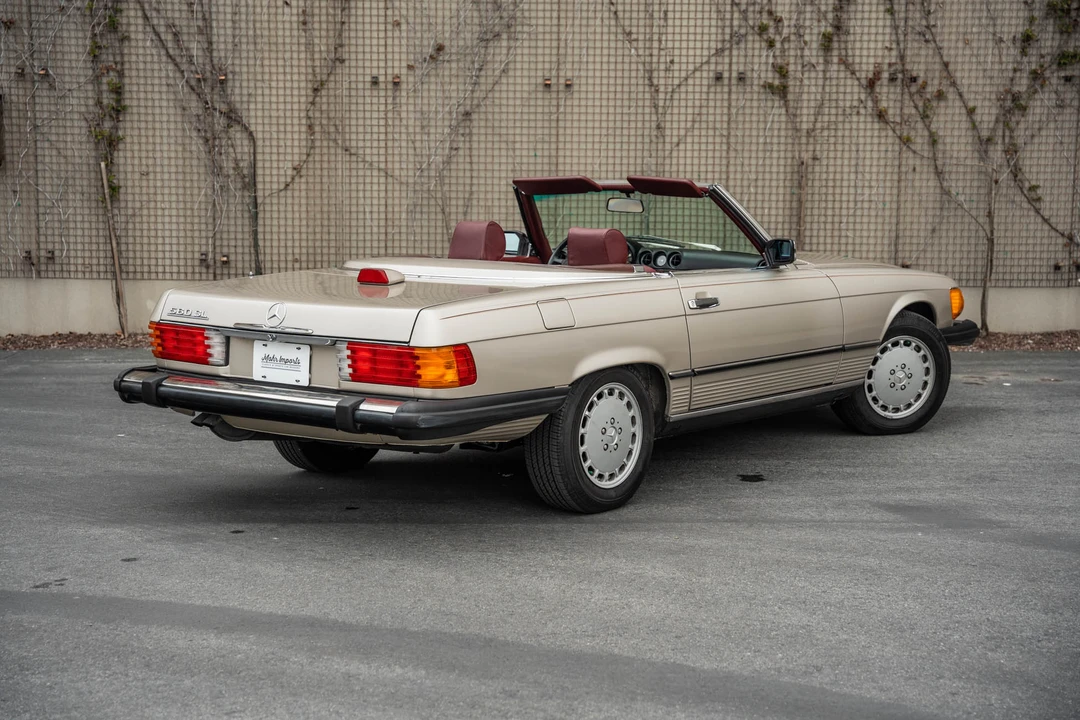 1987 Mercedes-Benz R107 SL-Class - Image 16 of 31