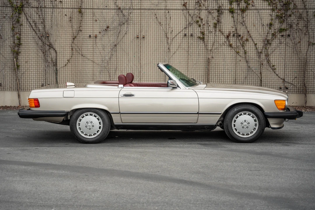 1987 Mercedes-Benz R107 SL-Class - Image 11 of 31