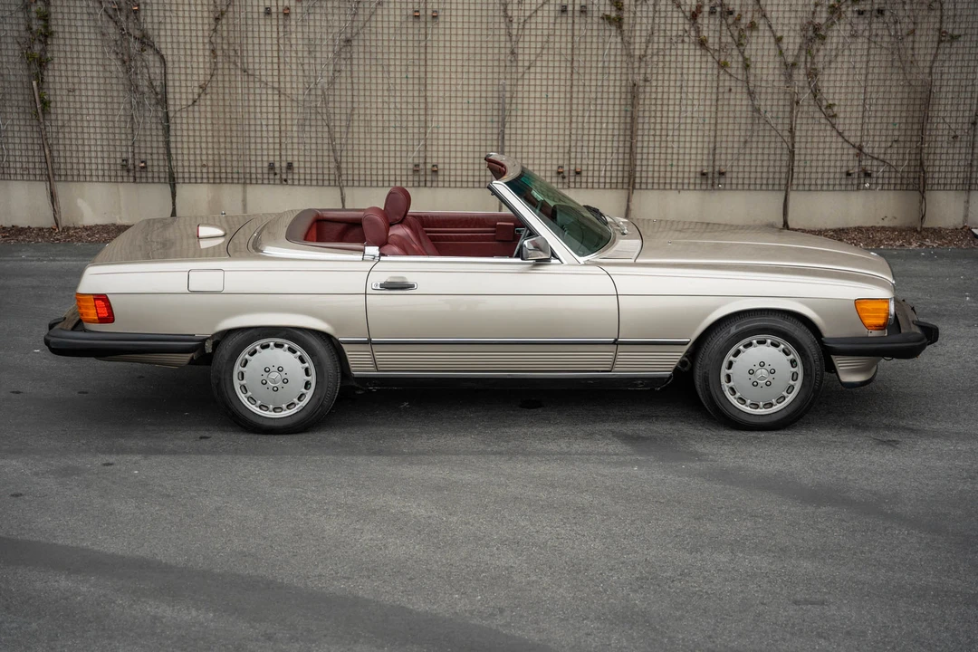 1987 Mercedes-Benz R107 SL-Class - Image 10 of 31