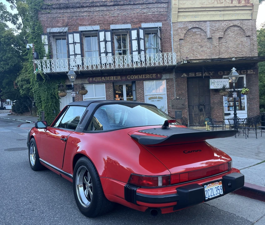 1987 Porsche 911 Carrera 3.2 - Image 12 of 31