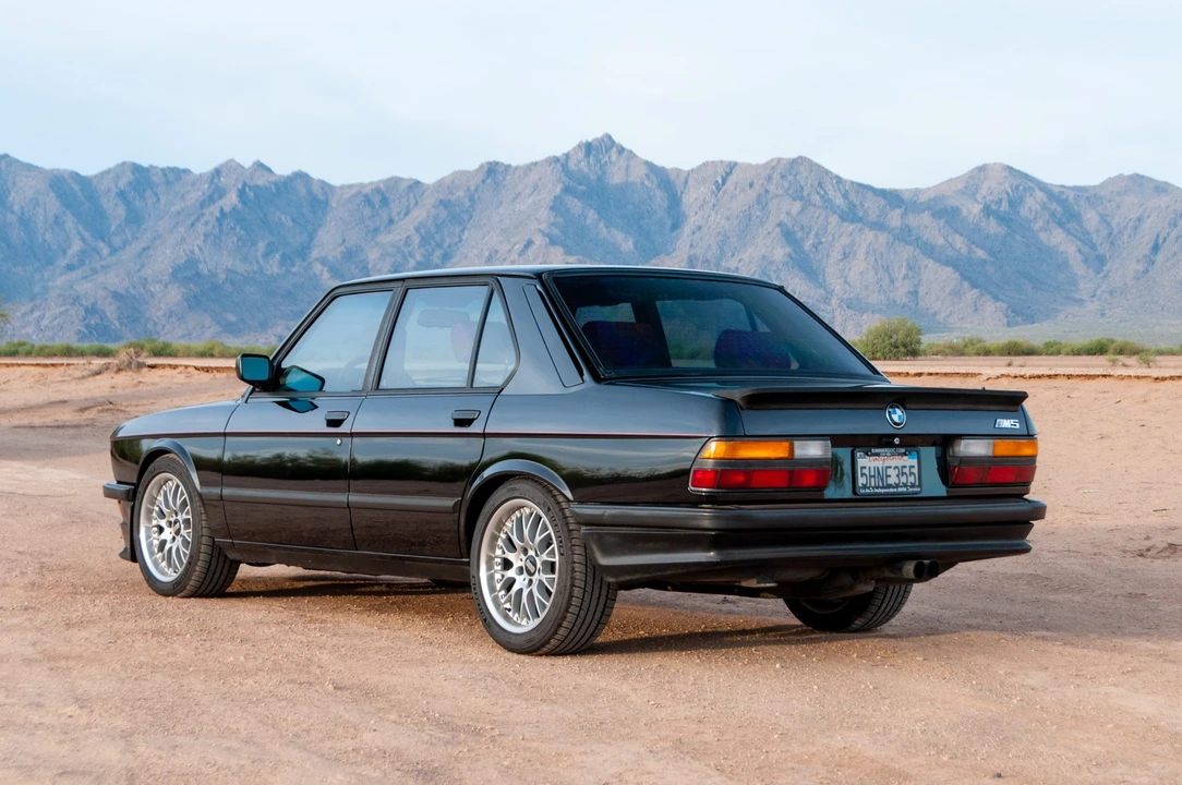 1988 BMW E28 M5 - Image 17 of 31