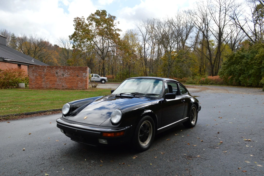1988 Porsche 911 Carrera 3.2 - Image 4 of 31