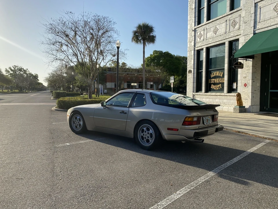 1988 Porsche 944 Turbo - Image 23 of 31