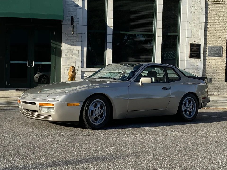 1988 Porsche 944 Turbo - Image 13 of 31
