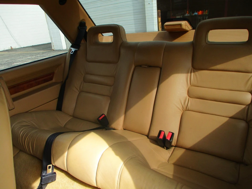 1991 Volvo 780 - Image 24 of 31