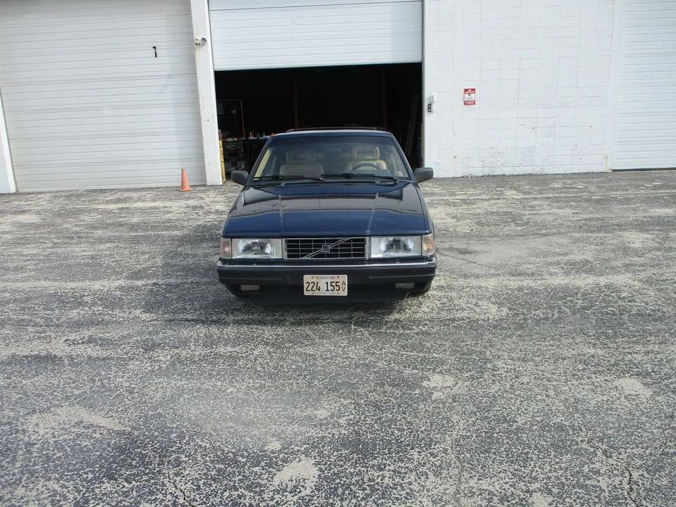 1991 Volvo 780 - Image 9 of 31