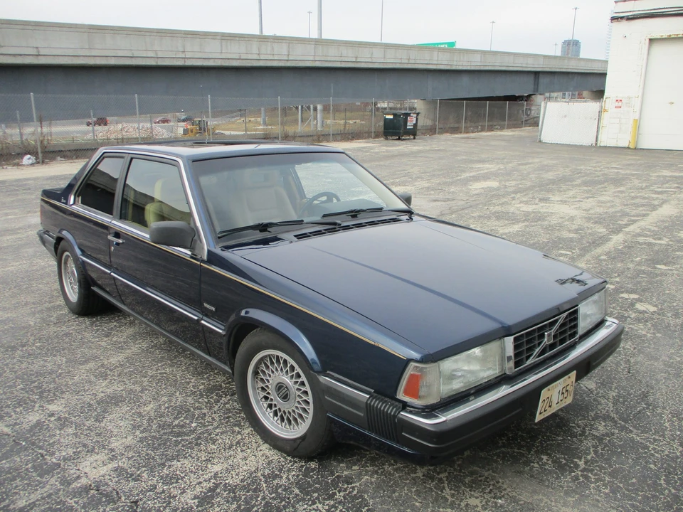 1991 Volvo 780 - Image 3 of 31