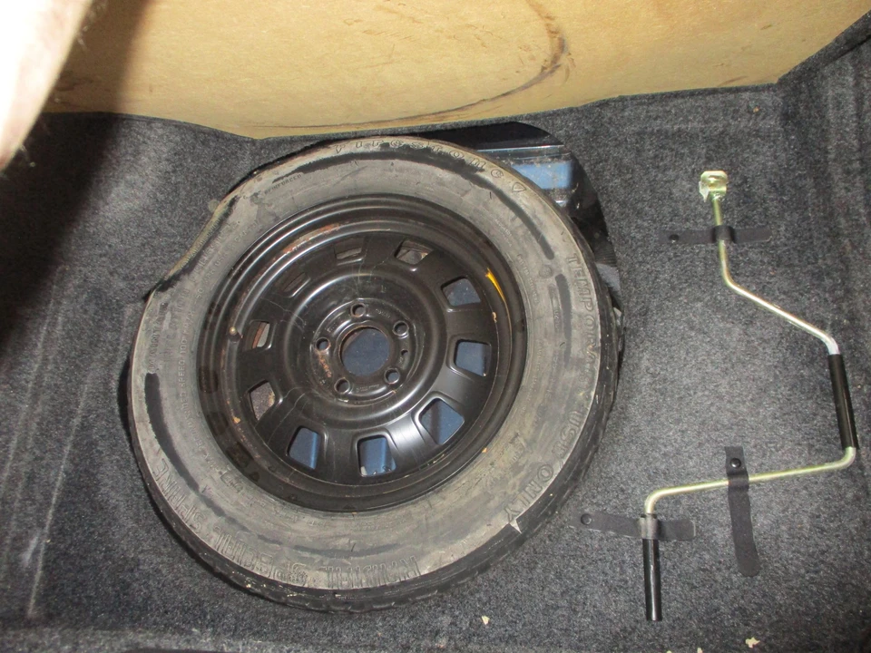 1991 Volvo 780 - Image 30 of 31