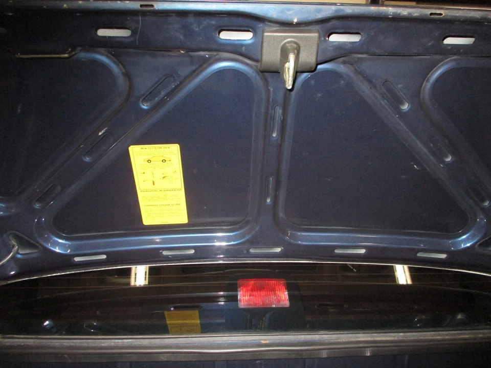 1991 Volvo 780 - Image 26 of 31