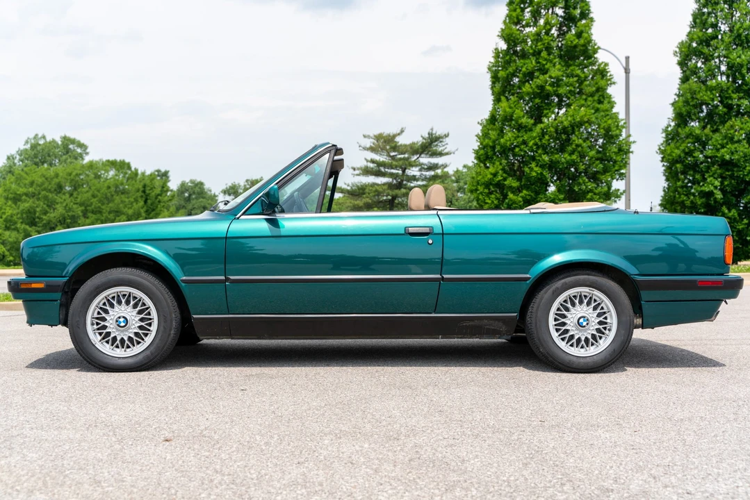 1992 BMW E30 3 Series - Image 7 of 31