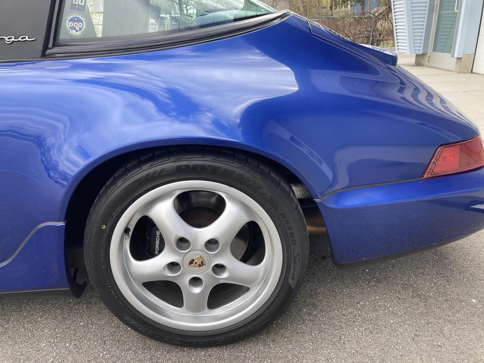 1992 Porsche 964 Carrera 4 - Image 17 of 31