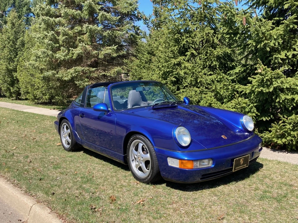 1992 Porsche 964 Carrera 4 - Image 10 of 31