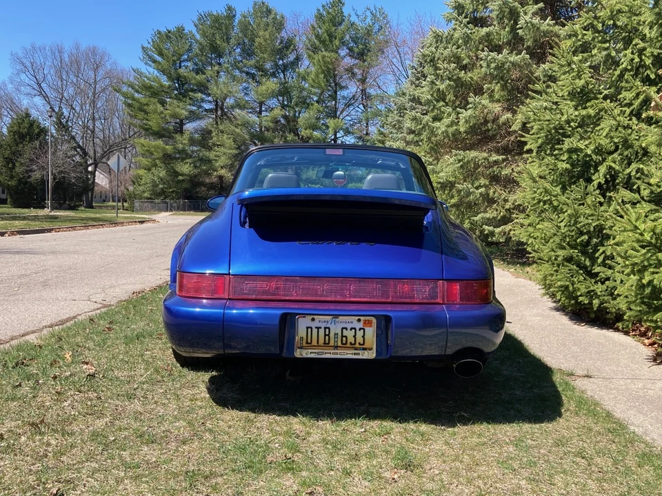 1992 Porsche 964 Carrera 4 - Image 6 of 31