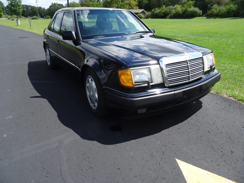 1993 Mercedes-Benz 500E & E500 - Image 5 of 31