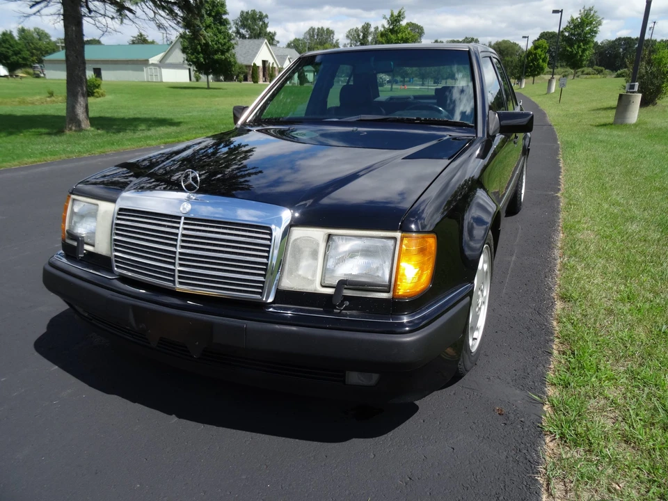 1993 Mercedes-Benz 500E & E500 - Image 3 of 31