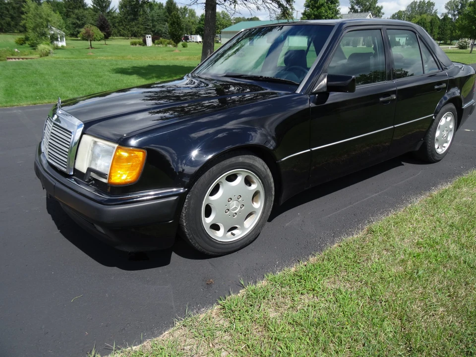 1993 Mercedes-Benz 500E & E500 - Image 2 of 31