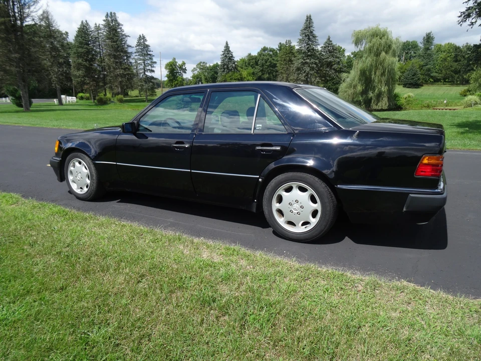 1993 Mercedes-Benz 500E & E500 - Image 16 of 31
