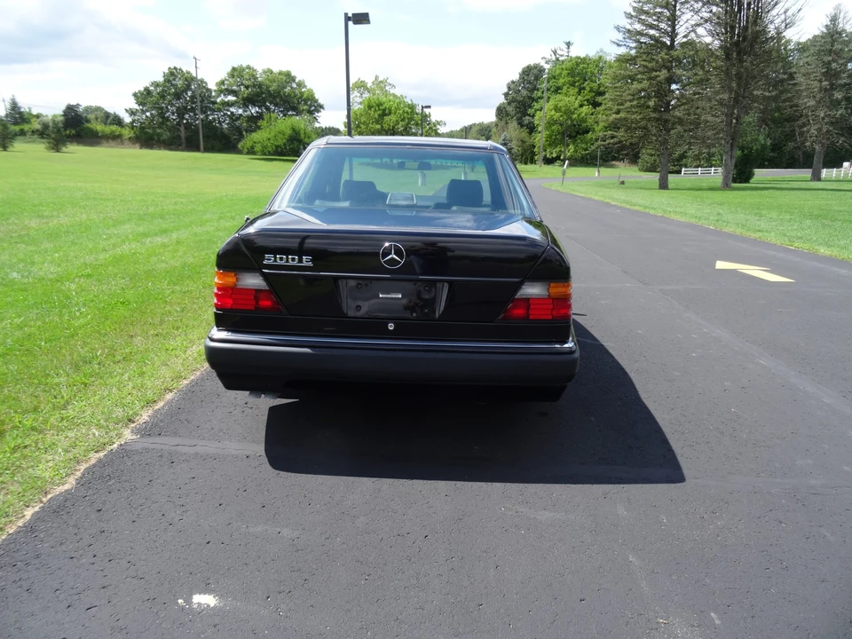 1993 Mercedes-Benz 500E & E500 - Image 13 of 31
