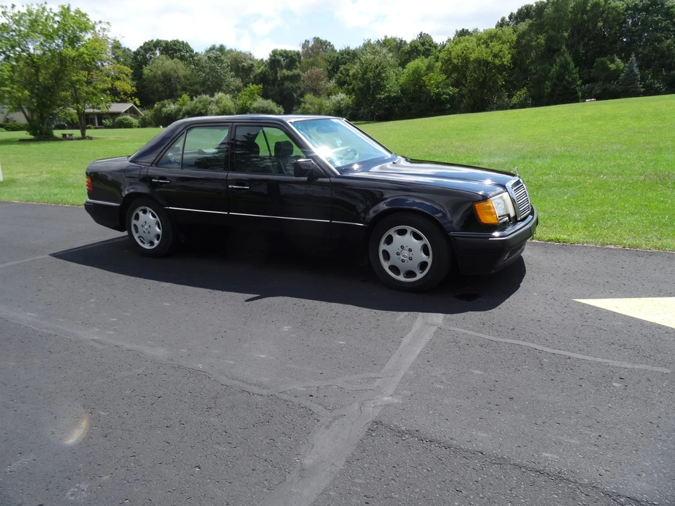 1993 Mercedes-Benz 500E & E500 - Image 6 of 31