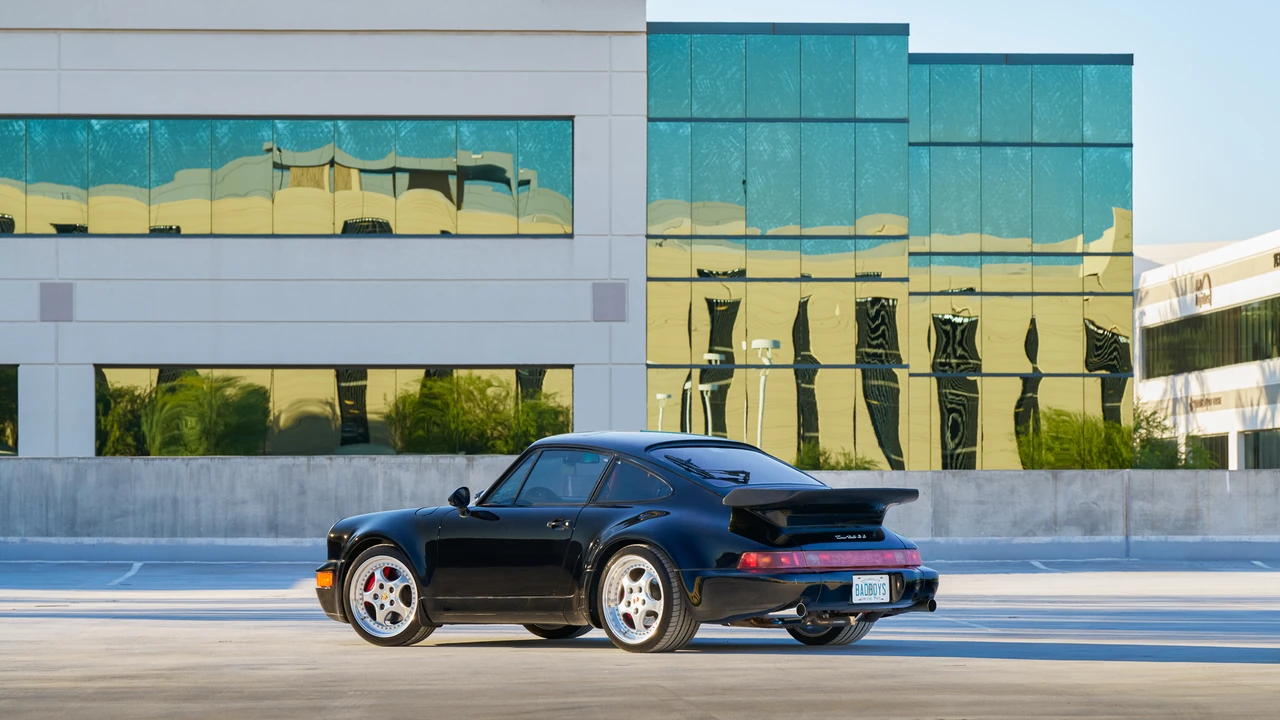 1994 Porsche 964 Turbo - Image 10 of 31