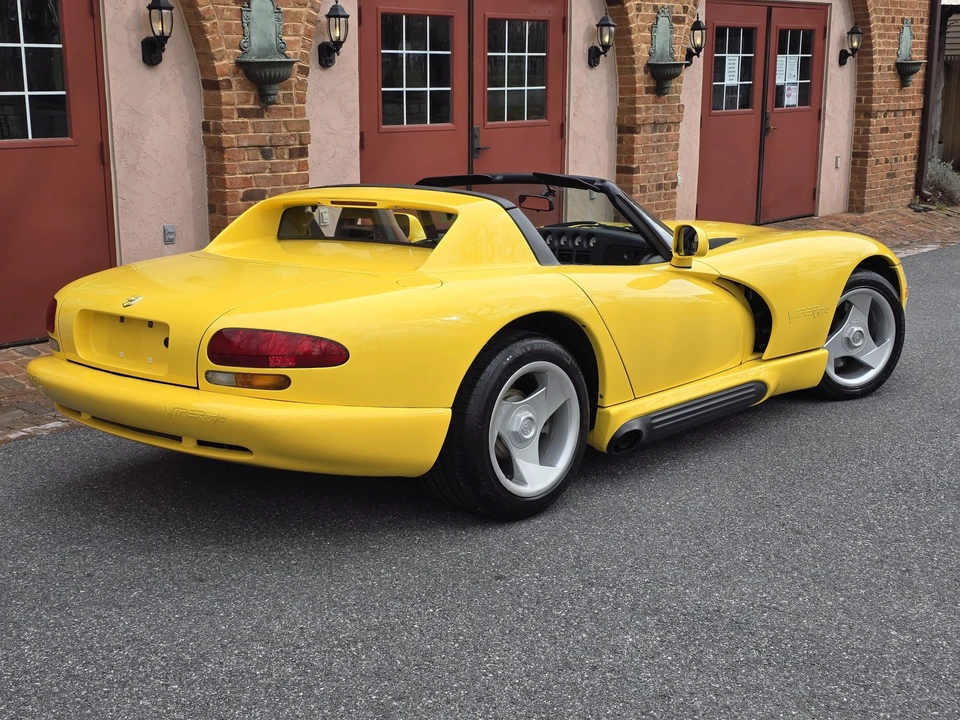 1995 Dodge Viper 1st Gen - Image 26 of 31