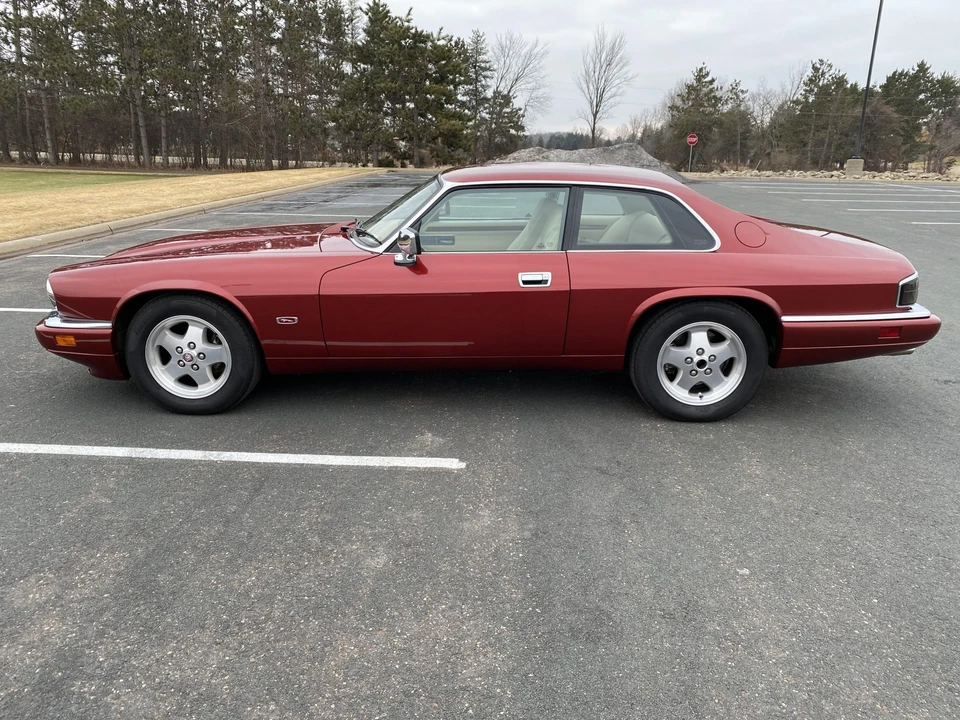 1995 Jaguar XJS - Image 4 of 31