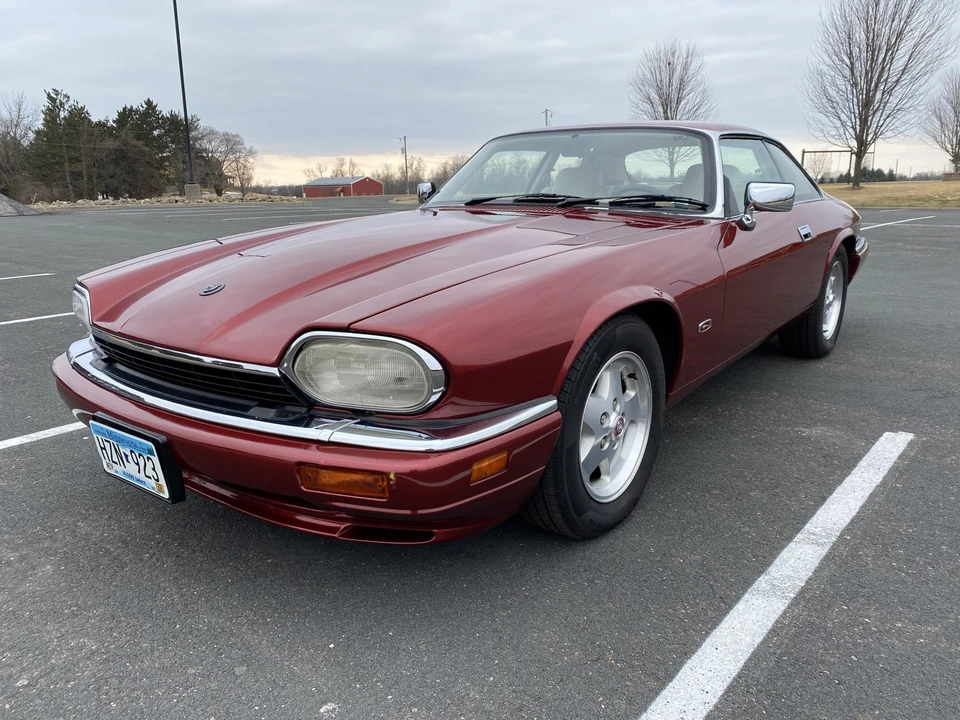 1995 Jaguar XJS - Image 2 of 31