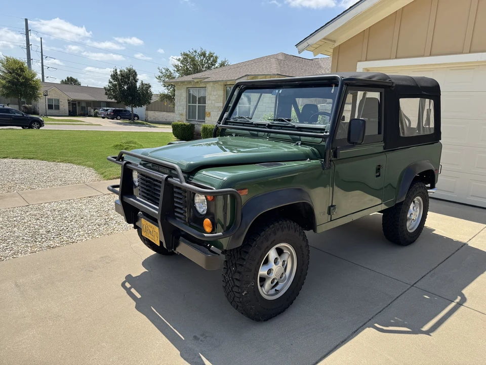 1995 Land Rover Defender 90 - Image 2 of 31